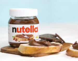 Leia mais sobre o artigo Dia da Nutella, conheça um pouco da história do mais famoso creme de avelãs.